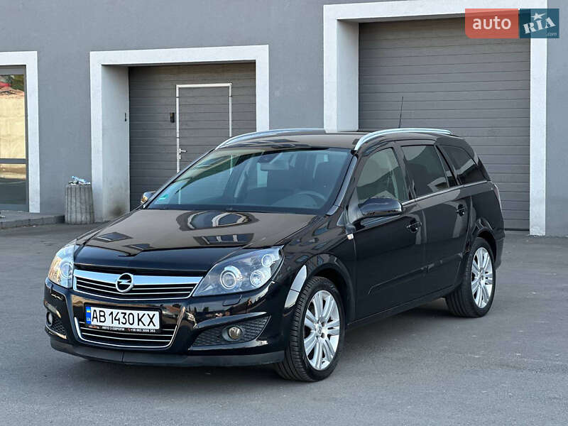 Універсал Opel Astra 2008 в 