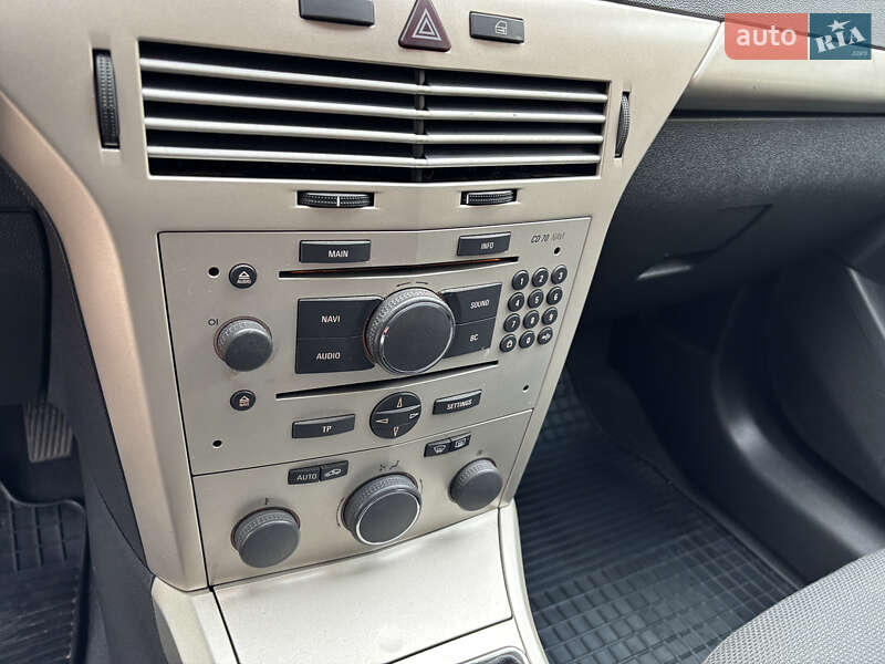 Хетчбек Opel Astra 2007 в Кропивницькому