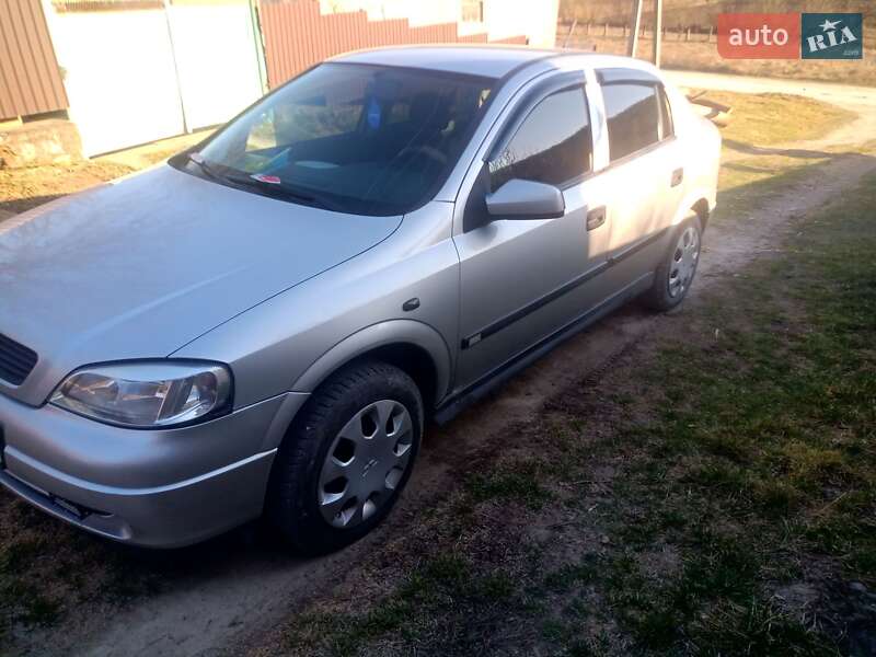 Хэтчбек Opel Astra 1998 в Каменец-Подольском фото 2 Хэтчбек Opel Astra 1998 в Каменец-Подольском