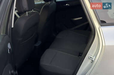 Универсал Opel Astra 2010 в 