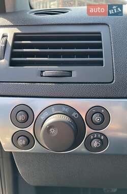 Универсал Opel Astra 2010 в 