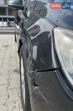 Универсал Opel Astra 2011 в 