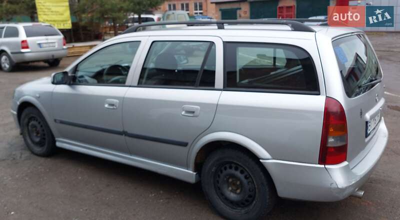 Универсал Opel Astra 2004 в Лубнах