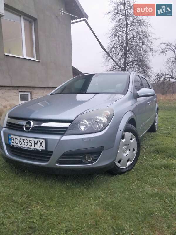 Универсал Opel Astra 2006 в 