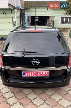 Универсал Opel Astra 2008 в 