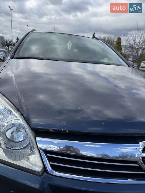 Универсал Opel Astra 2007 в Ужгороде