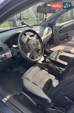 Универсал Opel Astra 2007 в 