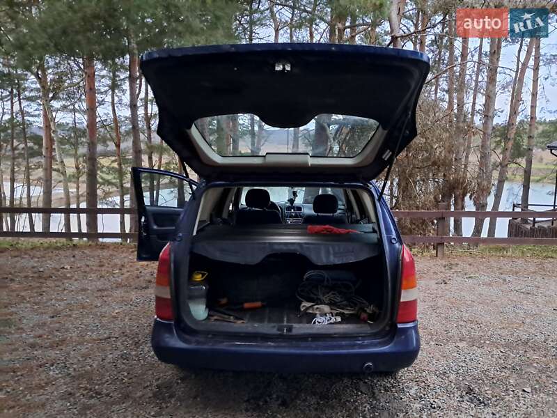 Универсал Opel Astra 1999 в Староконстантинове