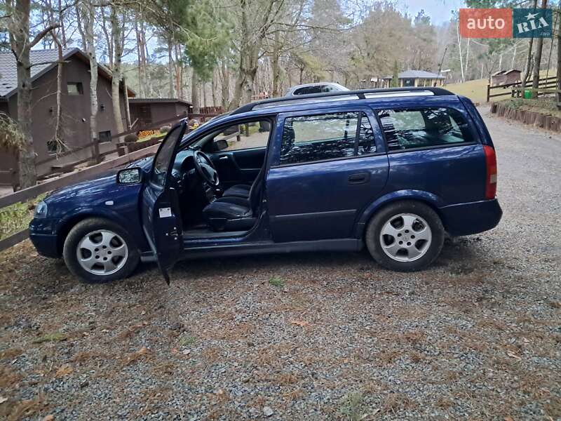 Универсал Opel Astra 1999 в Староконстантинове