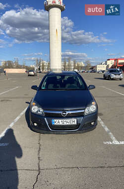 Универсал Opel Astra 2005 в 