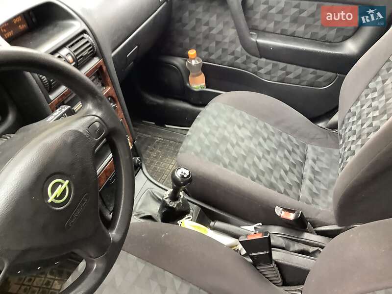 Универсал Opel Astra 2000 в Киеве