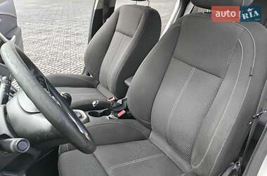 Універсал Opel Astra 2012 в 
