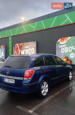 Универсал Opel Astra 2005 в 