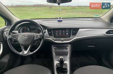 Универсал Opel Astra 2018 в 
