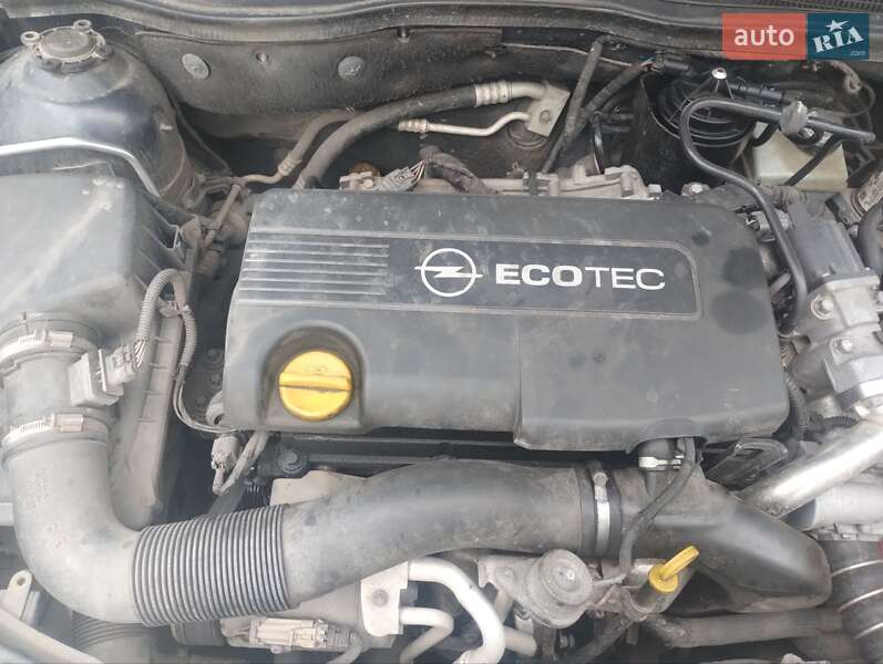 Хэтчбек Opel Astra 2008 в Ровно