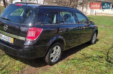 Универсал Opel Astra 2008 в 