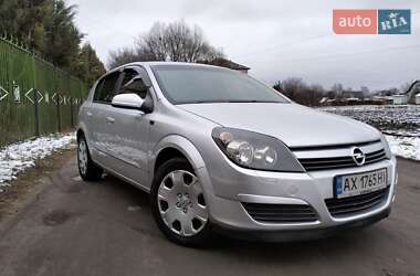 Хетчбек Opel Astra 2005 в 