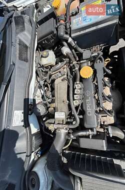 Седан Opel Astra 2001 в 