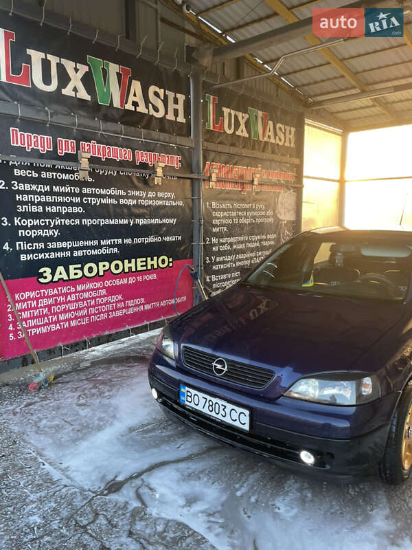 Седан Opel Astra 1999 в Лановцах