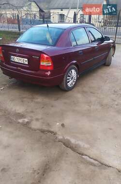 Хэтчбек Opel Astra 2007 в 