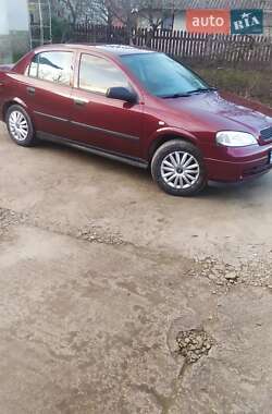 Хэтчбек Opel Astra 2007 в 
