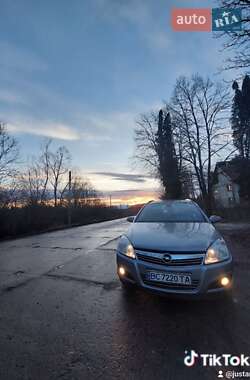Универсал Opel Astra 2008 в Стрые