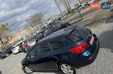 Универсал Opel Astra 2011 в 