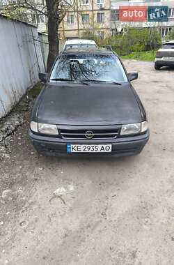 Універсал Opel Astra 1993 в 