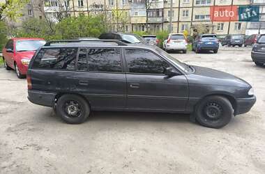 Універсал Opel Astra 1993 в 