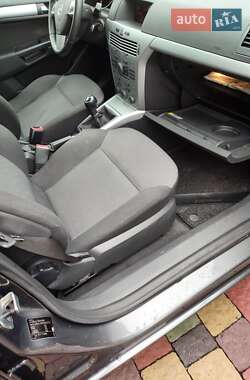 Универсал Opel Astra 2009 в 