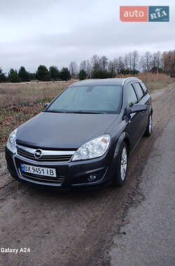 Универсал Opel Astra 2009 в 