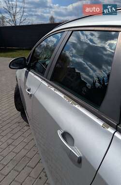 Універсал Opel Astra 2011 в 