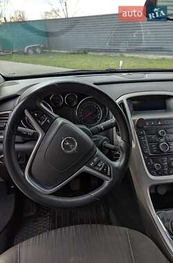 Універсал Opel Astra 2011 в 
