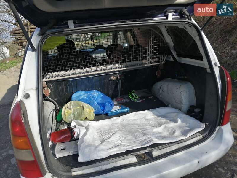 Універсал Opel Astra 2005 в Хусті