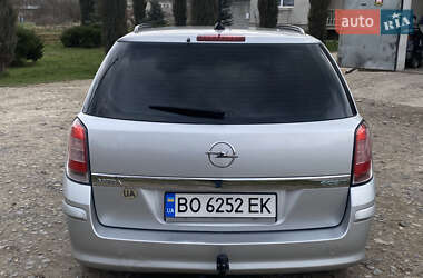 Универсал Opel Astra 2009 в 