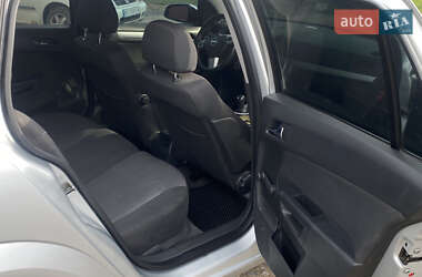 Универсал Opel Astra 2009 в 