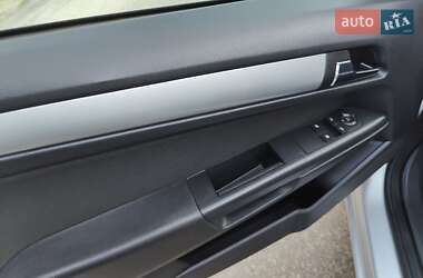 Универсал Opel Astra 2009 в 