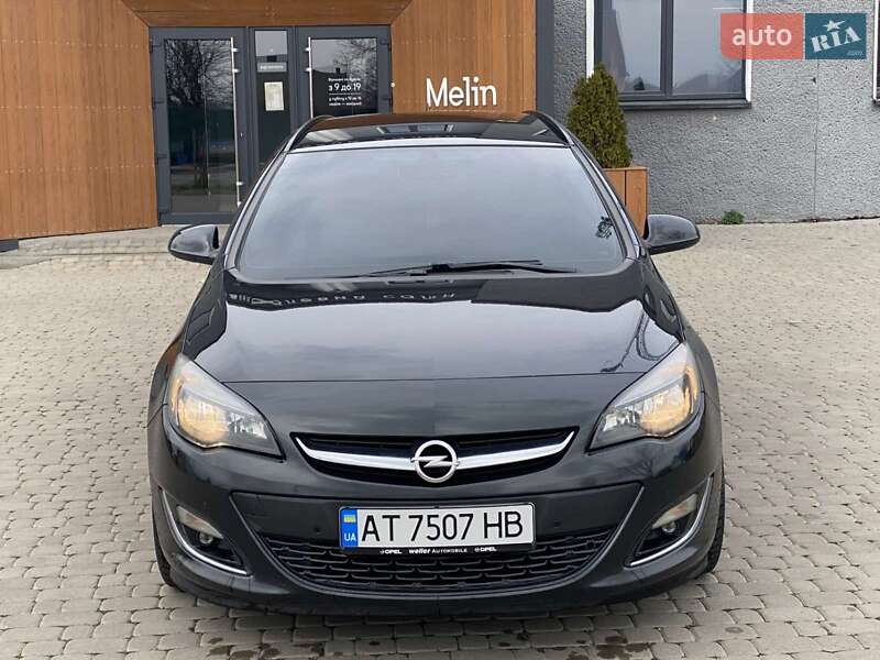 Универсал Opel Astra 2013 в Коломые