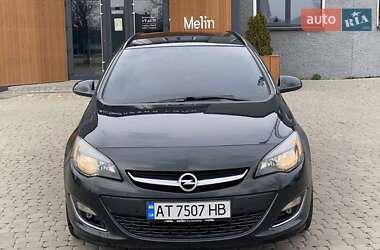 Универсал Opel Astra 2013 в 