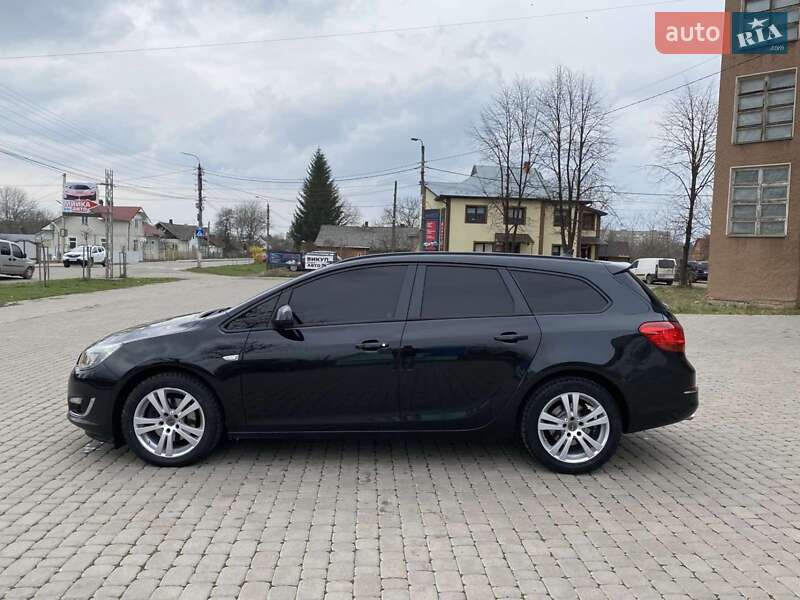 Универсал Opel Astra 2013 в Коломые