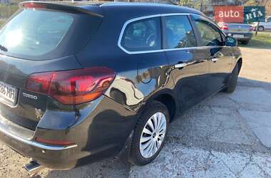 Универсал Opel Astra 2013 в 