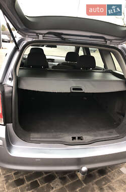 Универсал Opel Astra 2009 в 