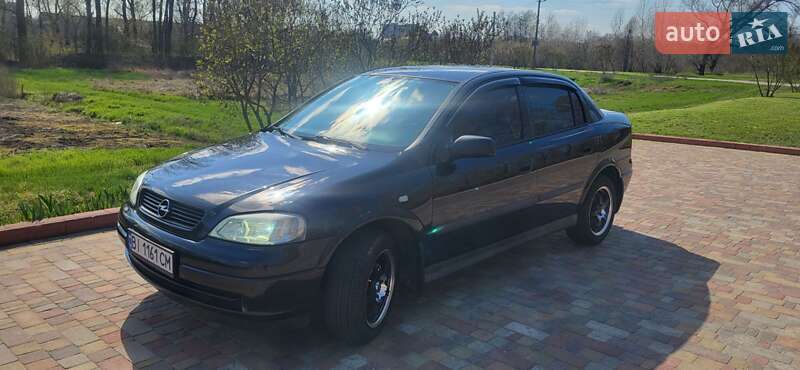 Седан Opel Astra 2007 в 