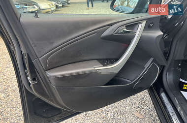 Універсал Opel Astra 2011 в 