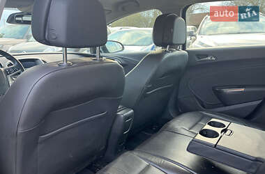 Універсал Opel Astra 2011 в 