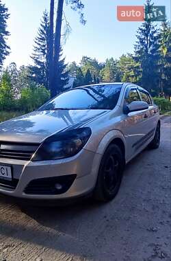Хэтчбек Opel Astra 2007 в 