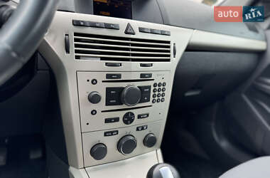 Універсал Opel Astra 2008 в 