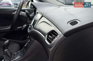 Универсал Opel Astra 2018 в 