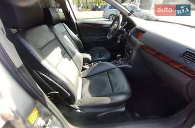 Універсал Opel Astra 2004 в 