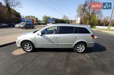 Універсал Opel Astra 2004 в 